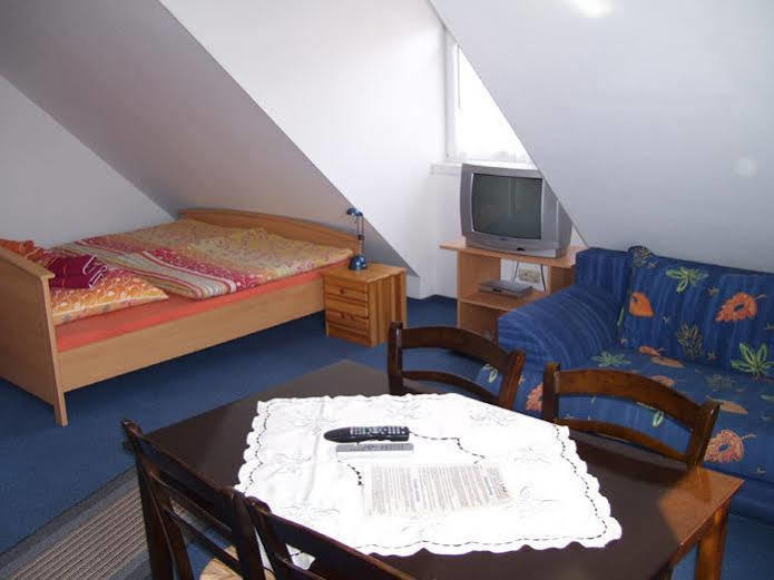 Pension Elmenhorst Elmenhorst/Lichtenhagen Esterno foto